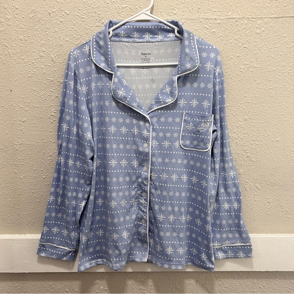 BORN Blue Snowflake Button Front Pajama Top Medium